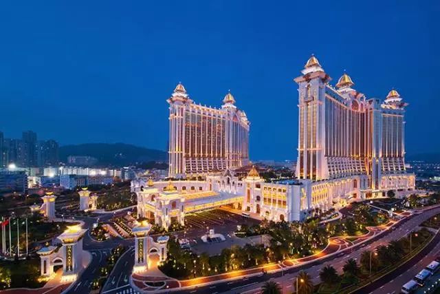 新澳门天天彩期期精准,动态词语解释落实_尊享版2.015